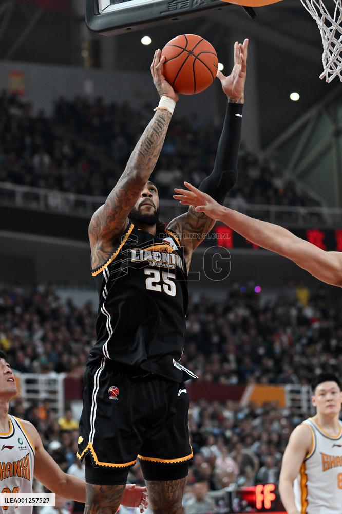 (SP)CHINA-TAIYUAN-BASKETBALL-CBA LEAGUE-SHANXI VS LIAONING (CN)