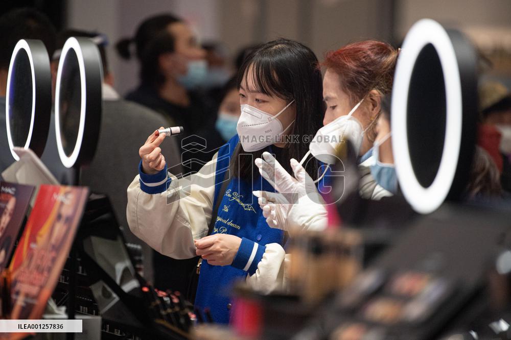 Xinhua Headlines: Renewed dynamism of Chinese economy a pivotal driving force for Asian recovery, integration