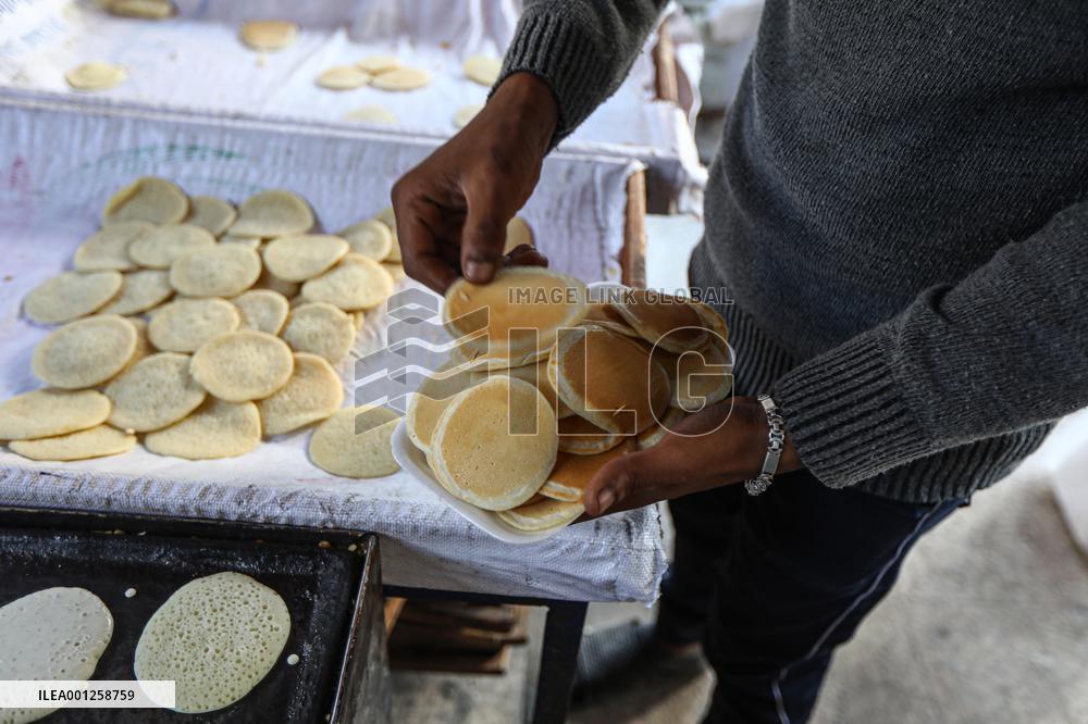 EGYPT-CAIRO-RAMADAN-TRADITIONAL DESSERTS