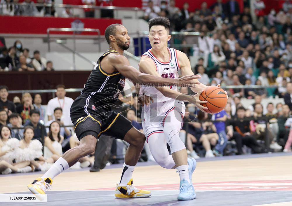 (SP)CHINA-GUANGZHOU-BASKETBALL-CBA LEAGUE-GUANGZHOU VS LIAONING (CN)