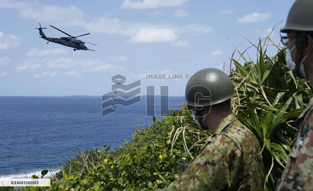 Search continues for missing Japan SDF chopper