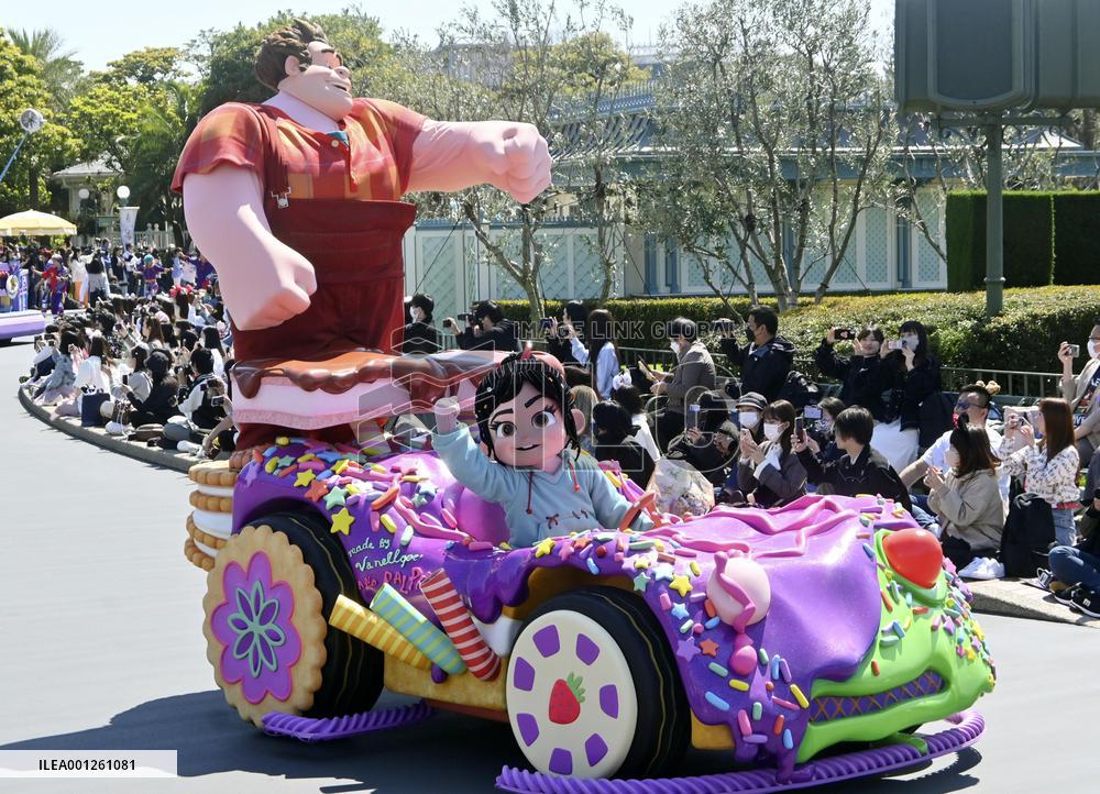 Tokyo Disneyland's new parade for 40th anniversary