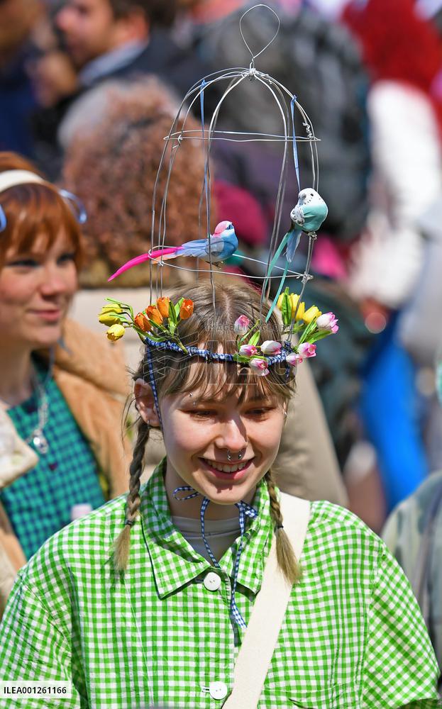 U.S.-NEW YORK-EASTER-BONNET PARADE