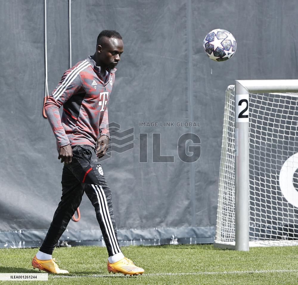 (SP)GERMANY-MUNICH-FOOTBALL-UEFA CHAMPIONS LEAGUE-BAYERN MUNICH-TRAINING SESSION