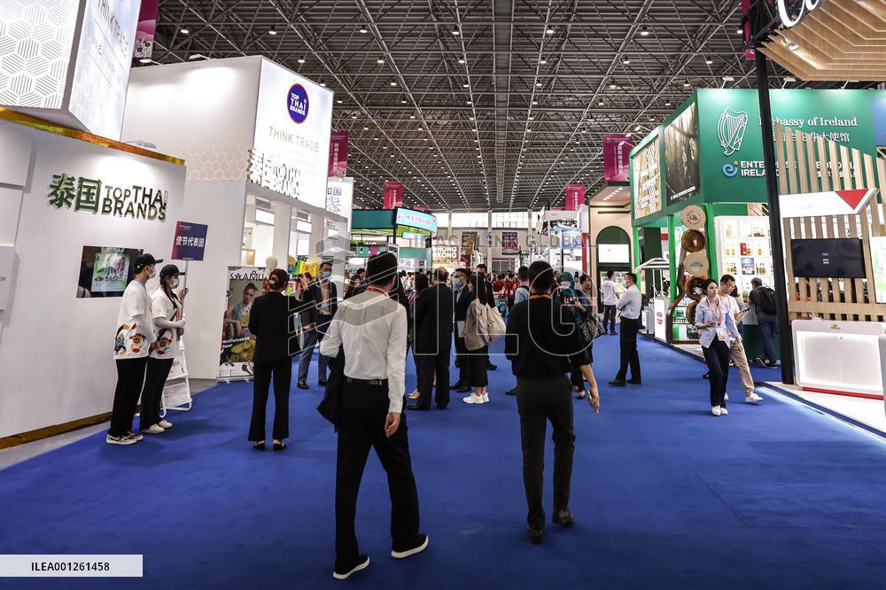 Xinhua Headlines: China's intensive spring diplomacy boosts confidence in global growth, peace