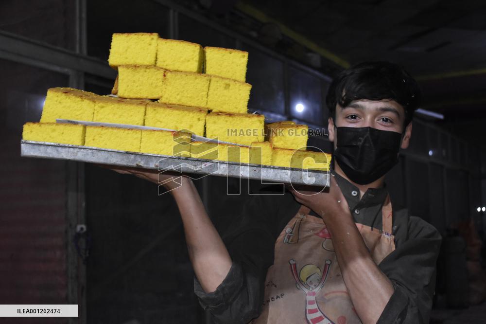 AFGHANISTAN-JAWZJAN-EID AL-FITR-CAKES