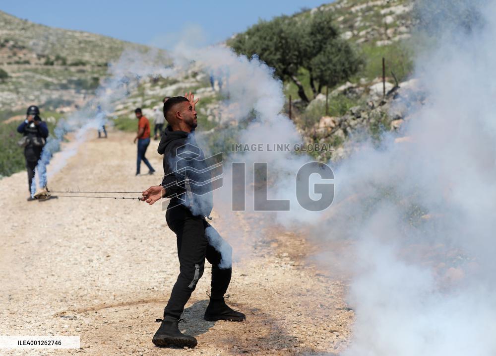 MIDEAST-BEIT DAJAN-CLASHES