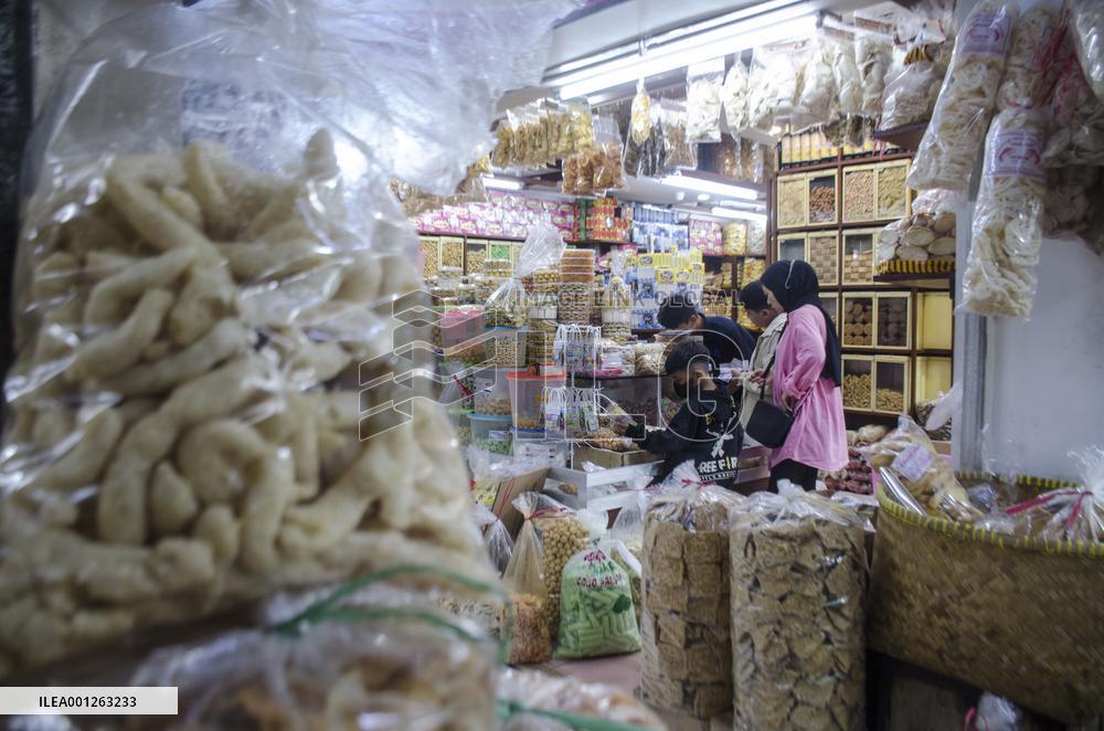 INDONESIA-BANDUNG-PREPARATION-UPCOMING EID AL FITR