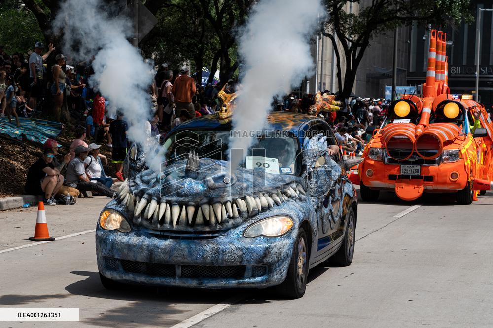 U.S.-HOUSTON-ART CAR PARADE