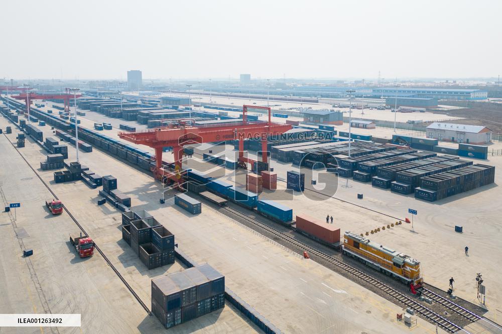 CHINA-HEILONGJIANG-CHINA-EUROPE FREIGHT TRAIN-VEHICLE (CN)