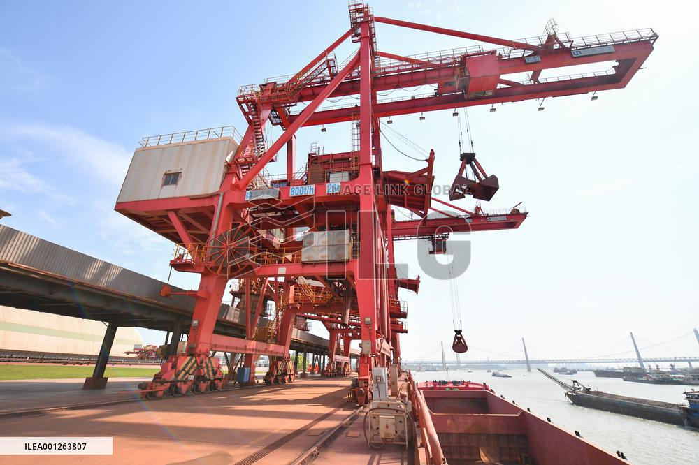CHINA-HUNAN-YUEYANG-BULK CARGO WAREHOUSE-ENVIRONMENT (CN)