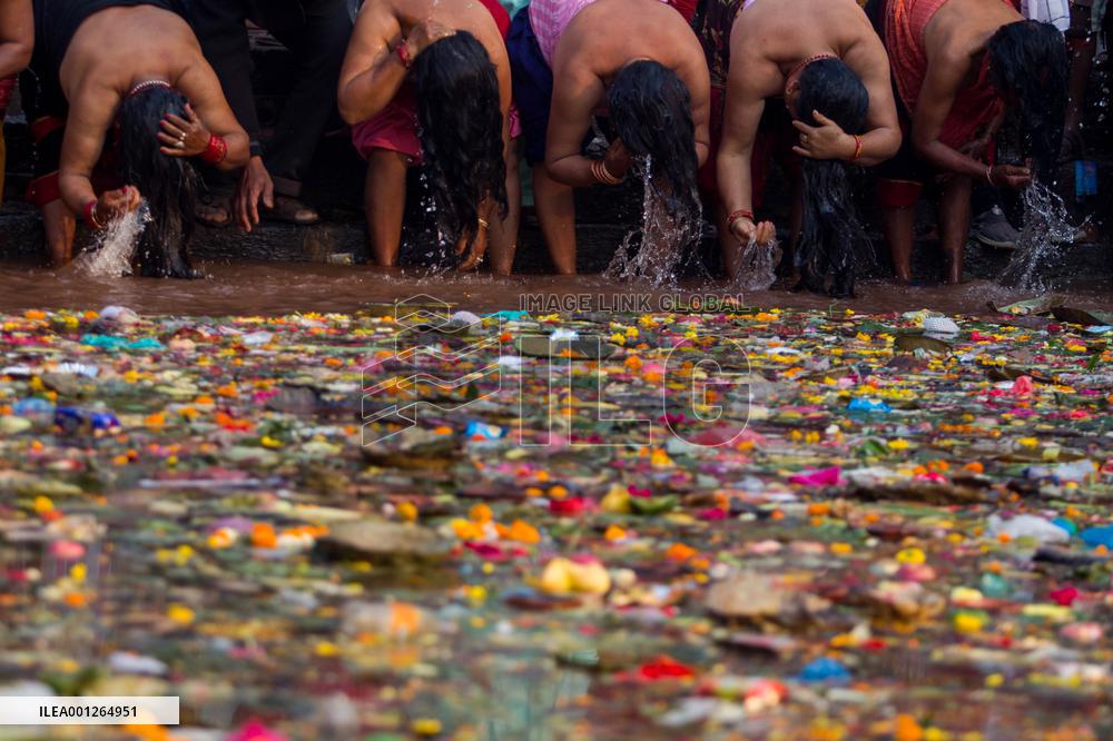NEPAL-KATHMANDU-MOTHER'S DAY