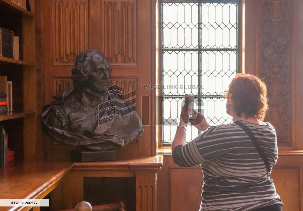 AUSTRALIA-SYDNEY-LIBRARY-SHAKESPEARE ROOM-DAILY OPENING