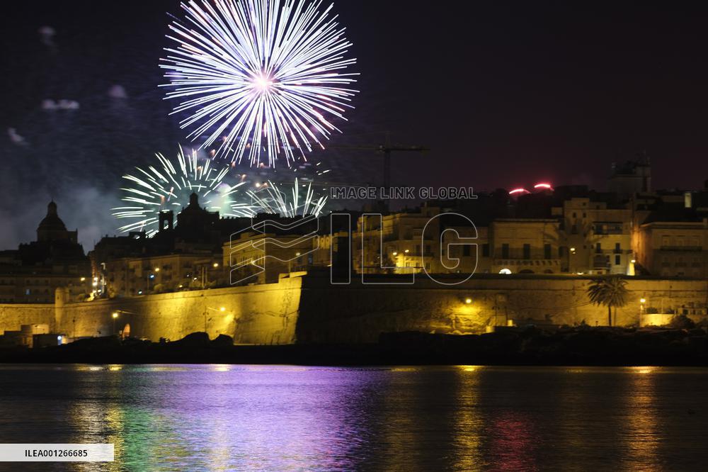 MALTA-VALLETTA-FIREWORKS FESTIVAL