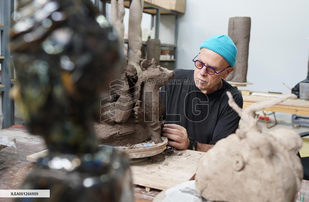 CHINA-JIANGXI-JINGDEZHEN-SWEDISH ARTIST (CN)