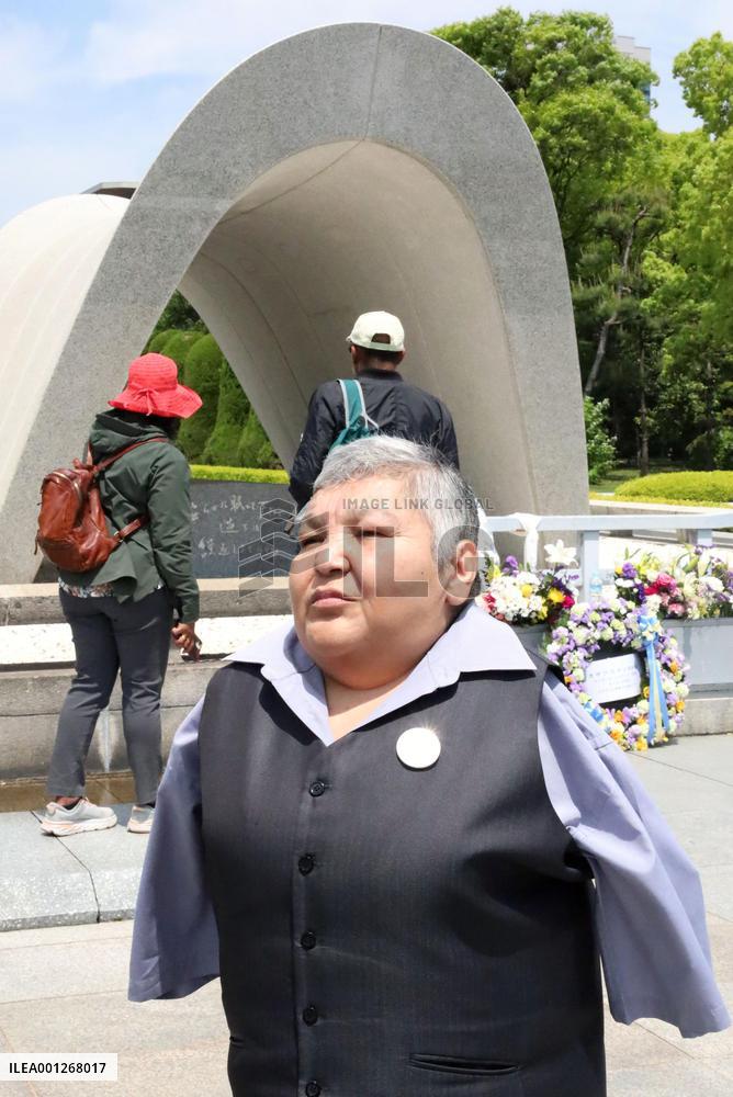 Kazak artist Kuyukov in Hiroshima