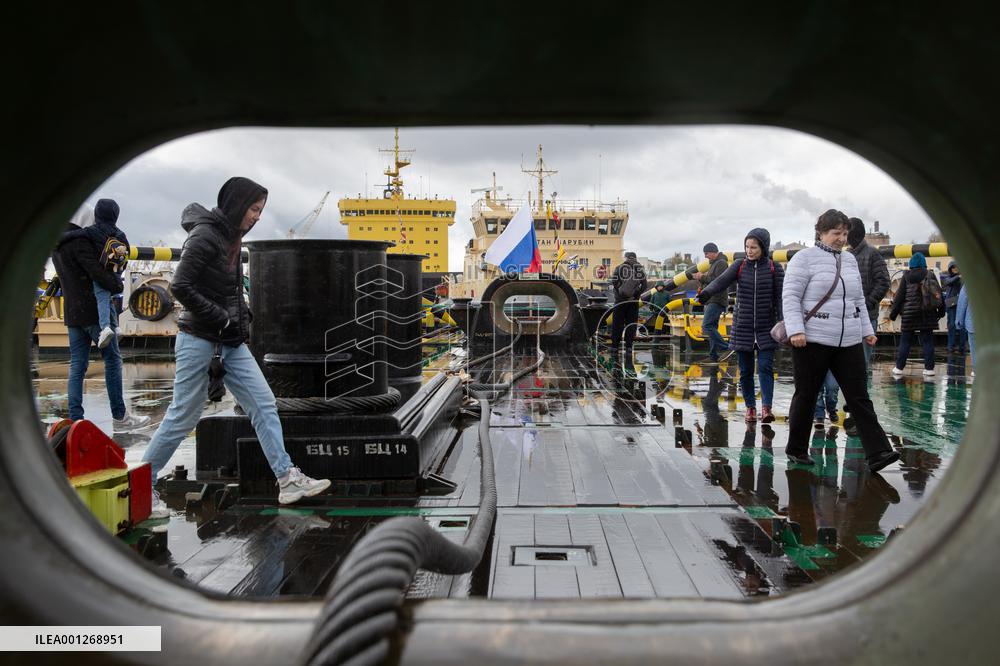 RUSSIA-ST. PETERSBURG-ICEBREAKERS FESTIVAL