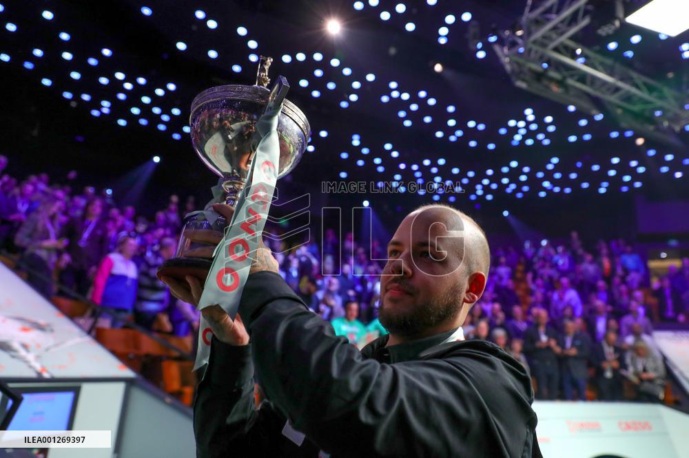 (SP)BRITAIN-SHEFFIELD-SNOOKER-WORLD CHAMPIONSHIP