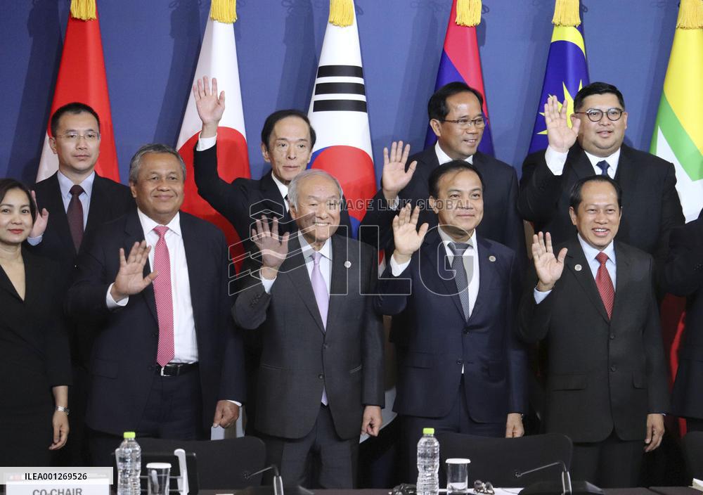 ASEAN-plus-3 finance chiefs meeting in Incheon