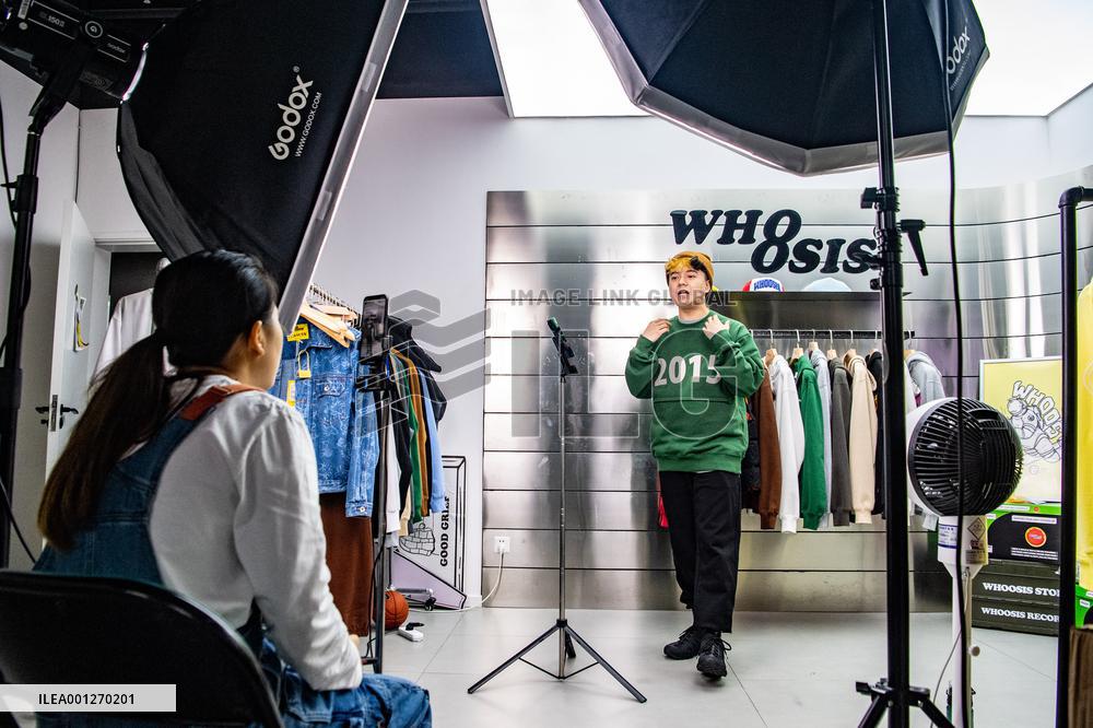 Xinhua Headlines: Enterprising, confident, down-to-earth -- Meet China's rising generation