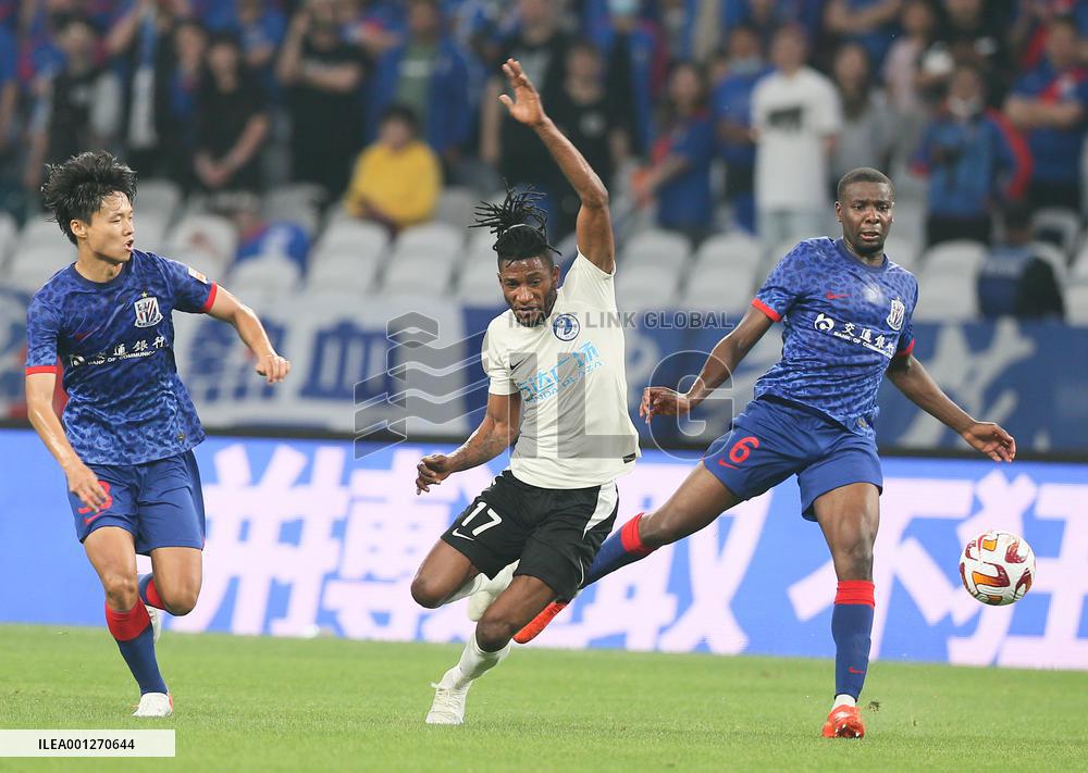 (SP)CHINA-SHANGHAI-FOOTBALL-CSL-SHANGHAI SHENHUA VS DALIAN PRO (CN)