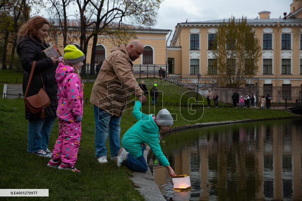 RUSSIA-ST. PETERSBURG-DREAMFEST WATER LANTERN FESTIVAL