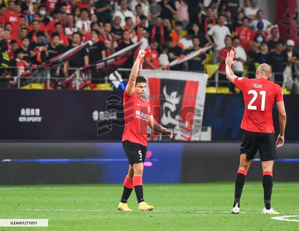 (SP)CHINA-CHENGDU-FOOTBALL-CSL-CHENGDU RONGCHENG VS QINGDAO HAINIU (CN)