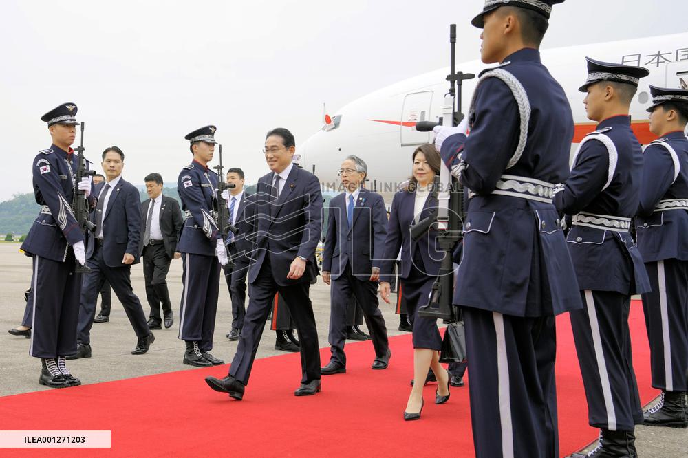 Japan-South Korea summit in Seoul