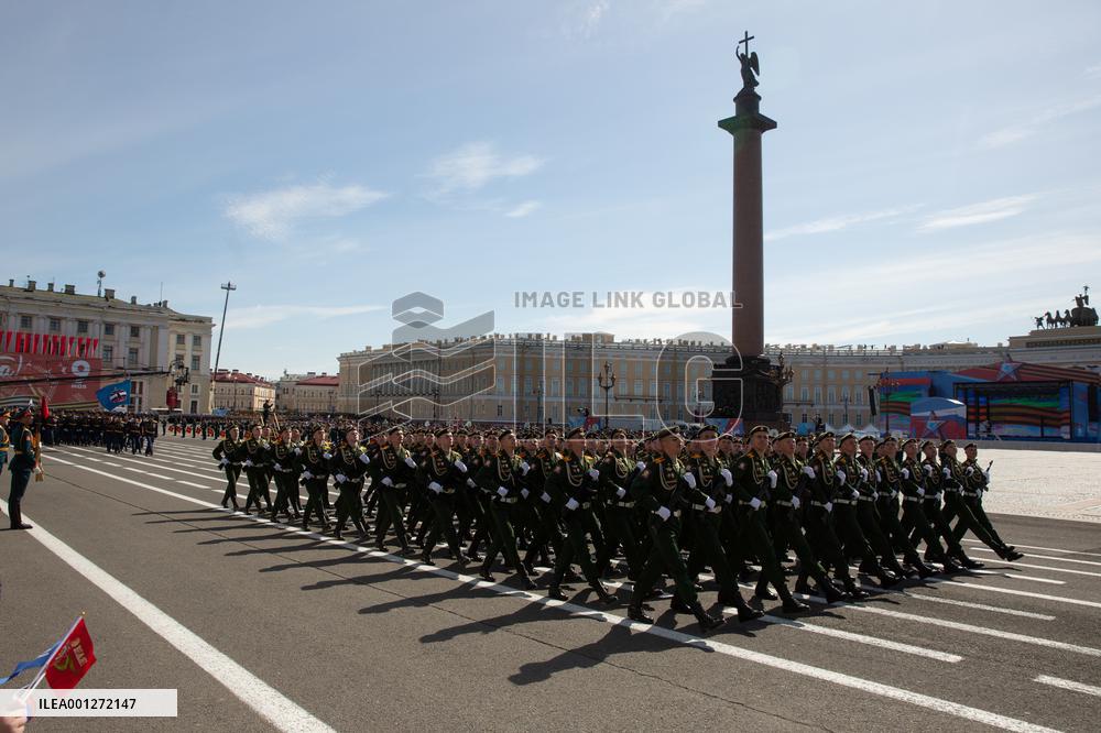 RUSSIA-ST. PETERSBURG-VICTORY DAY-PARADE