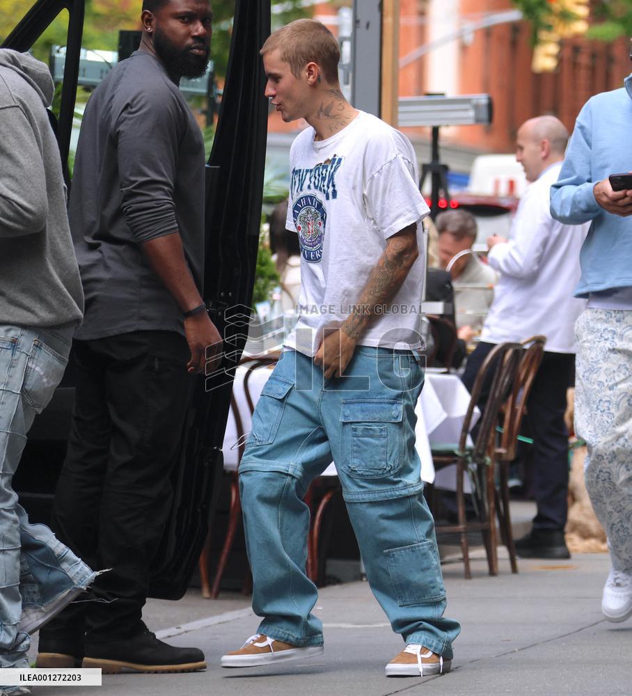 Justin Bieber out in New York