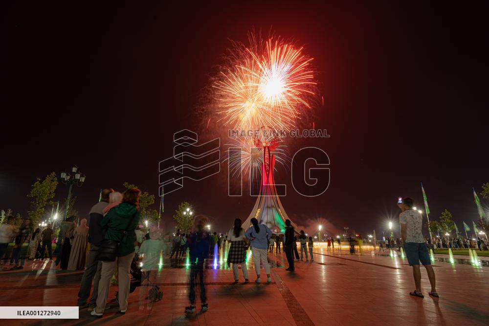 UZBEKISTAN-TASHKENT-WWII-VICTORY-COMMEMORATION-FIREWORKS