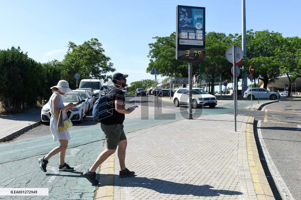 SPAIN-SEVILLA-HEAT-DROUGHT