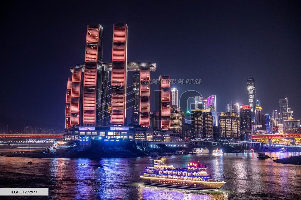 (SP)CHINA-CHONGQING-PARKOUR(CN)