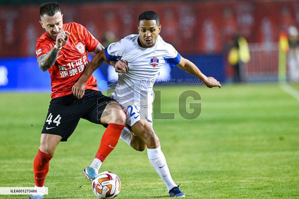 (SP)CHINA-BEIJING-FOOTBALL-CSL-CHANGCHUN VS MEIZHOU(CN)