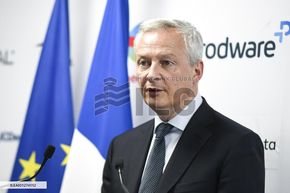 Inauguration Of The New Class Of l’Escalator - Levallois