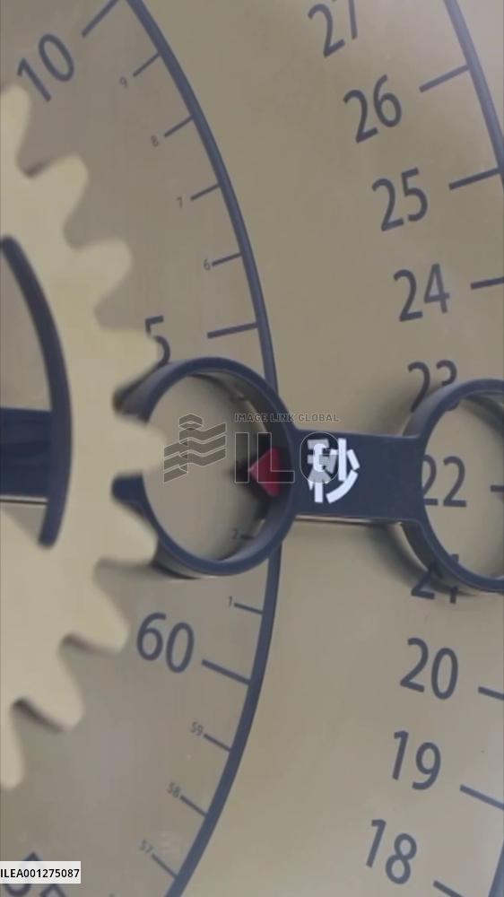 Xi inspects Xiong'an New Area, urges new progress for "city of future"