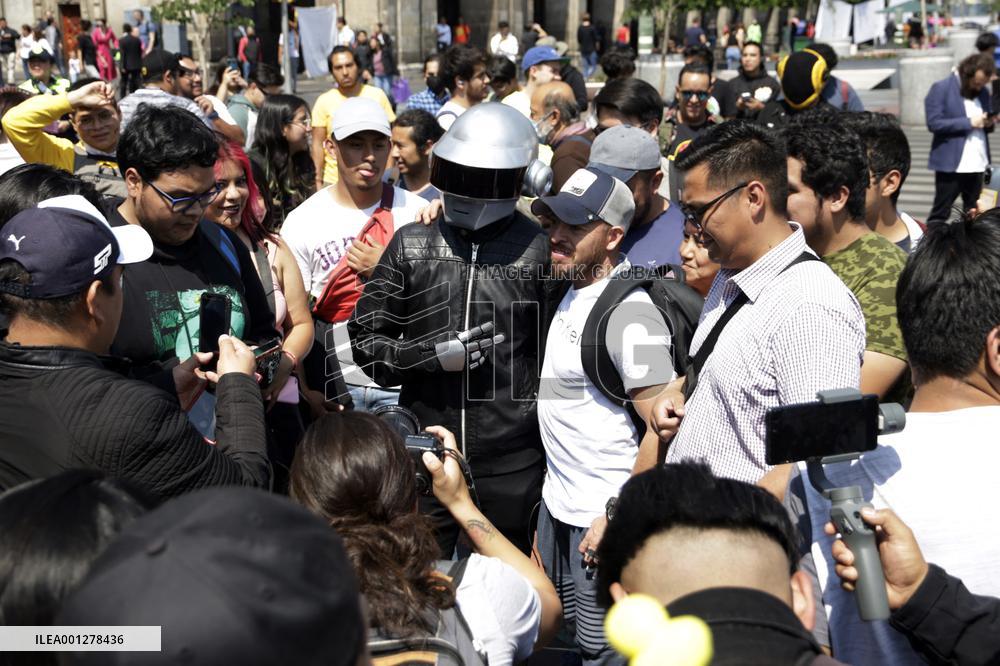 Daft Punk Fans At 10th Anniversary Of Random Access Memories - Mexico