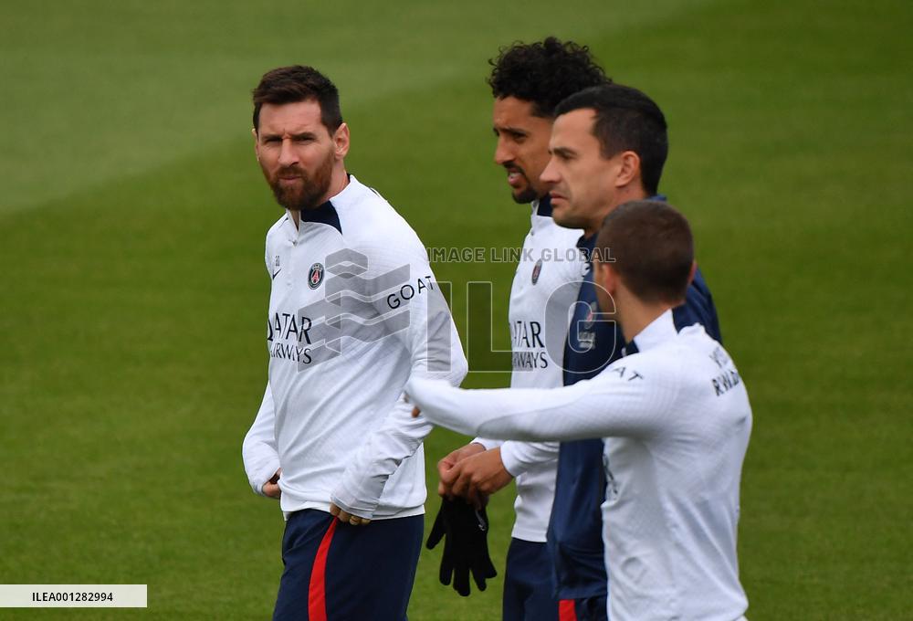 PSG Training - Saint-Germain-en-Laye