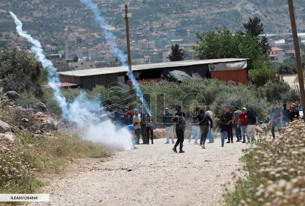 MIDEAST-BEIT DAJAN-CLASHES
