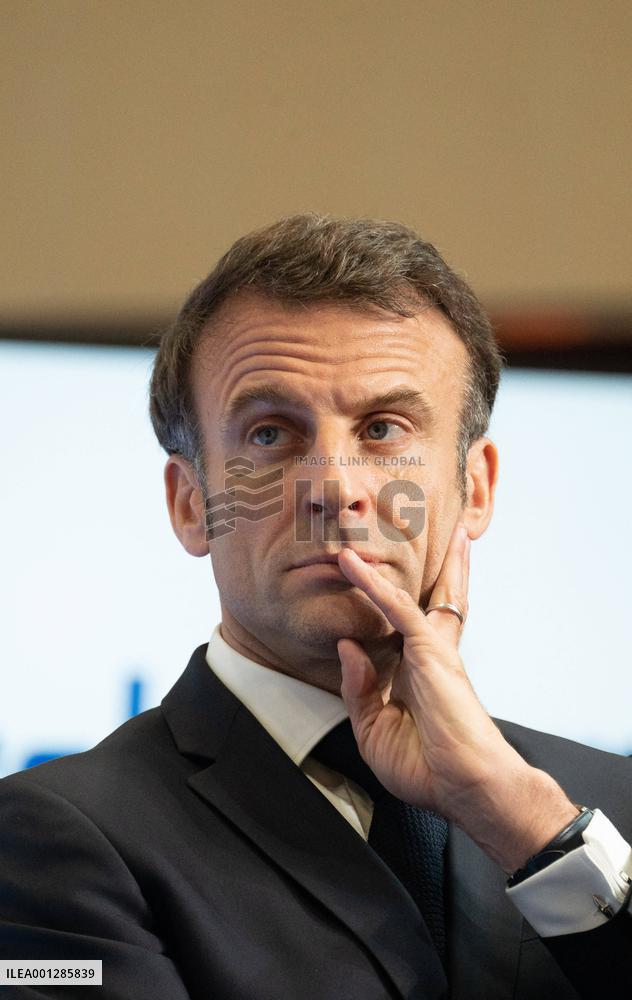 President Macron meets Representatives of ProLogium - Dunkirk