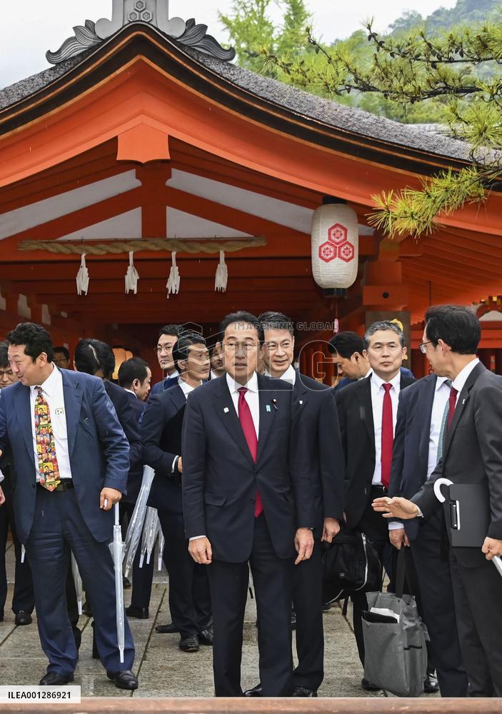 Japan PM Kishida in Hiroshima ahead of G-7 summit