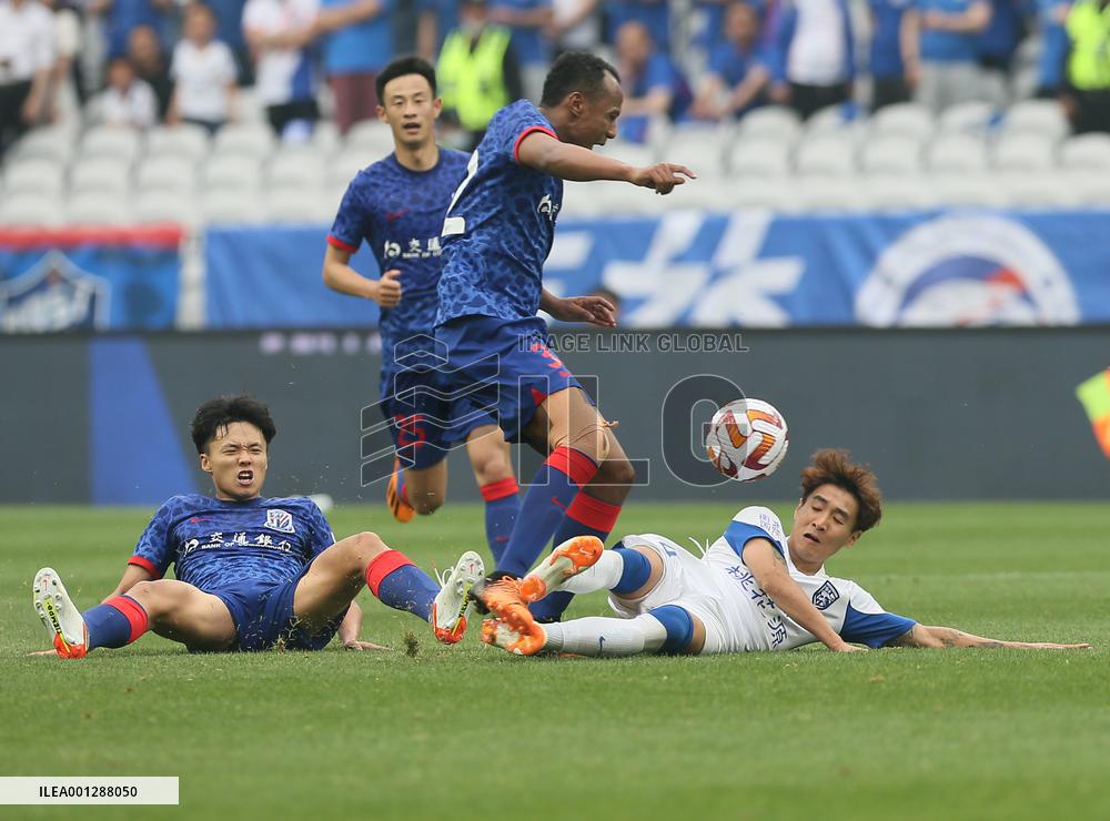 (SP)CHINA-SHANGHAI-FOOTBALL-CSL-SHANGHAI SHENHUA VS WUHAN THREE TOWNS(CN)