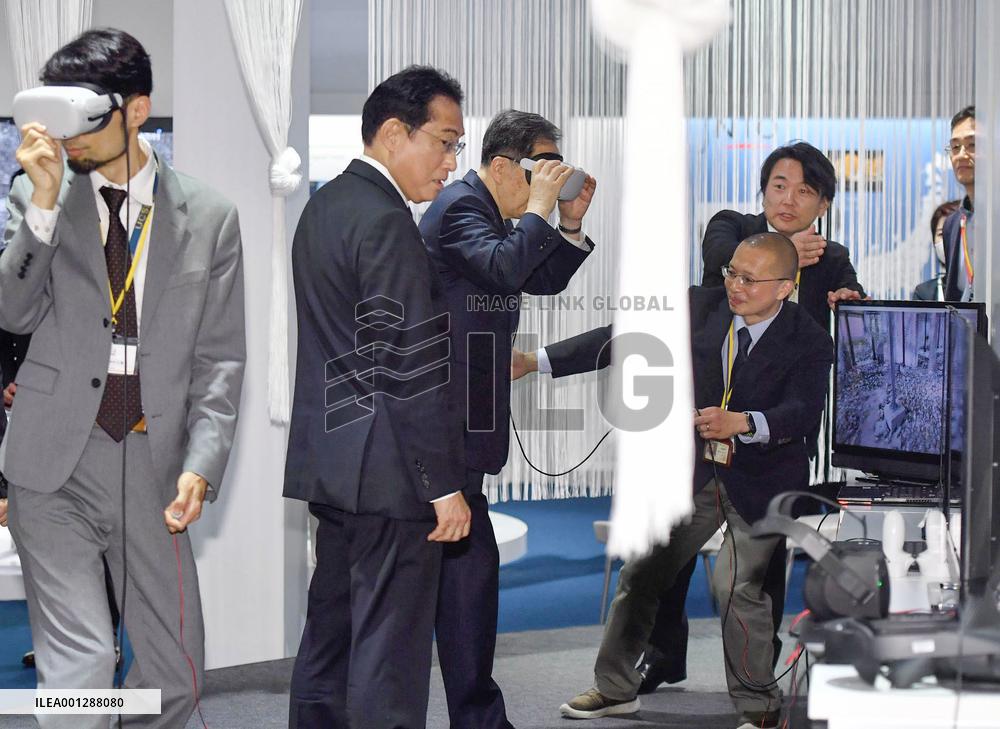 Japan PM Kishida in Hiroshima ahead of G-7 summit