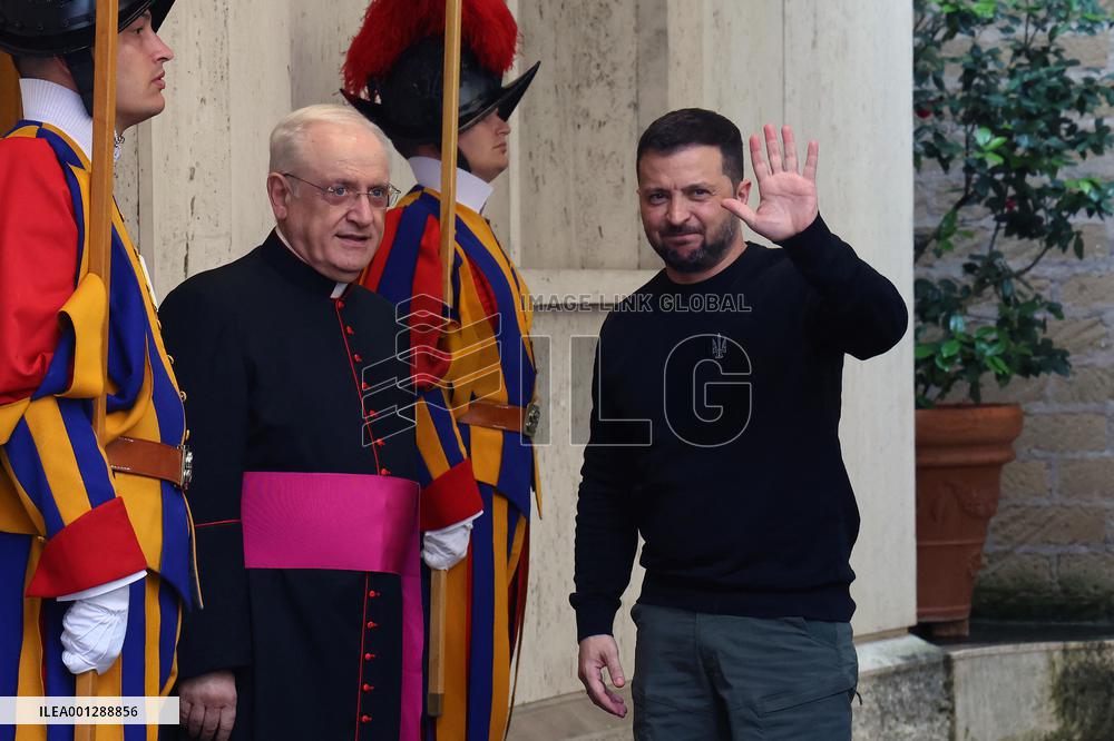 Zelensky Arrives In Vatican