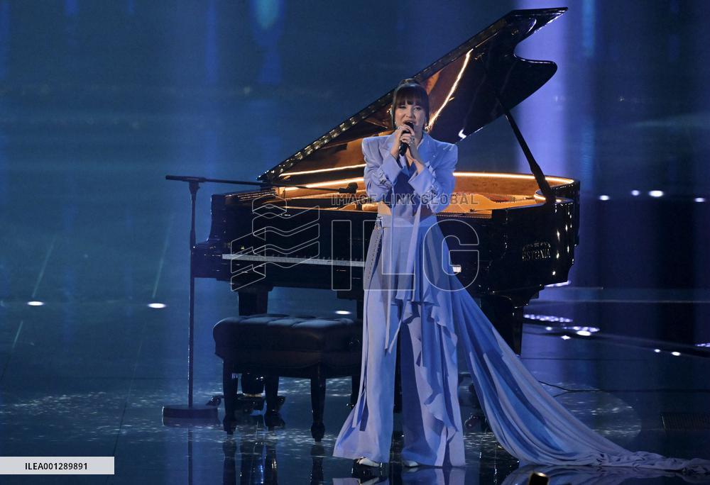 Euroviisujen voittaja selviää finaalissa