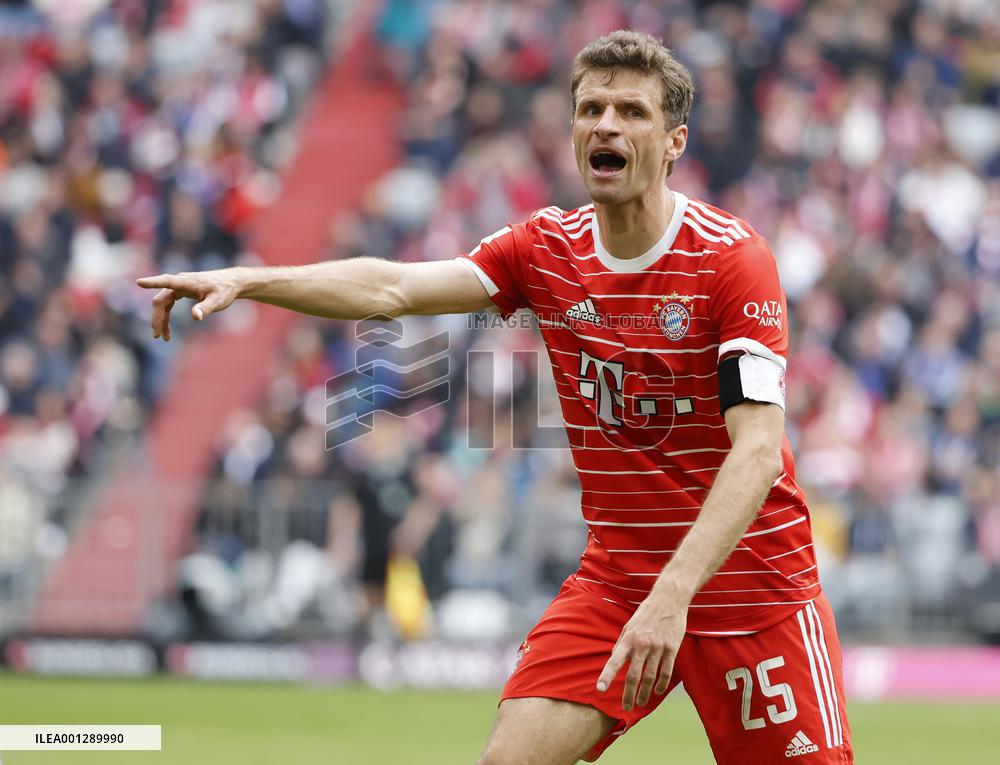 (SP)GERMANY-MUNICH-FOOTBALL-BUNDESLIGA-BAYERN MUNICH VS SCHALKE 04