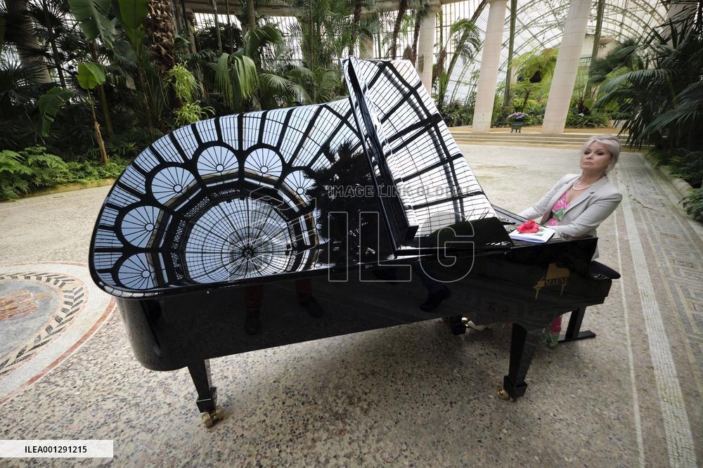 Royals Garden Party - Brussels