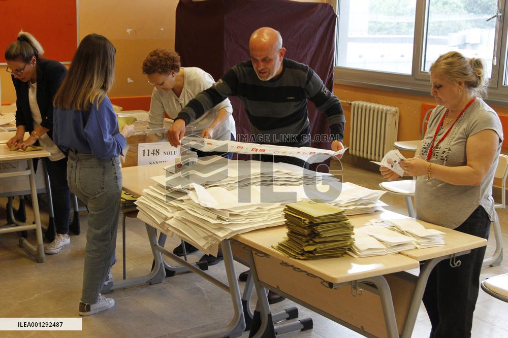 Votes Counting - Istanbul