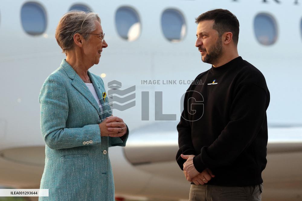 Arrival of Volodymyr Zelensky at Villacoublay Air Base