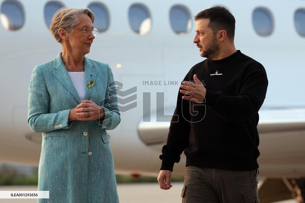 Arrival of Volodymyr Zelensky at Villacoublay Air Base